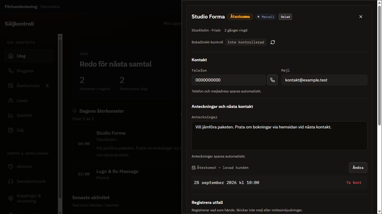 Kundkort med kontaktfält, anteckning, lovad tid och utfall, med demodata.
